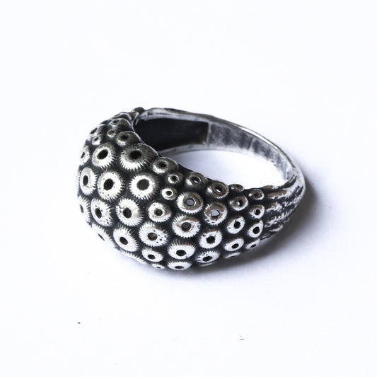 Honeycomb coral ring