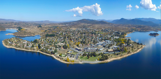lake jindabyne