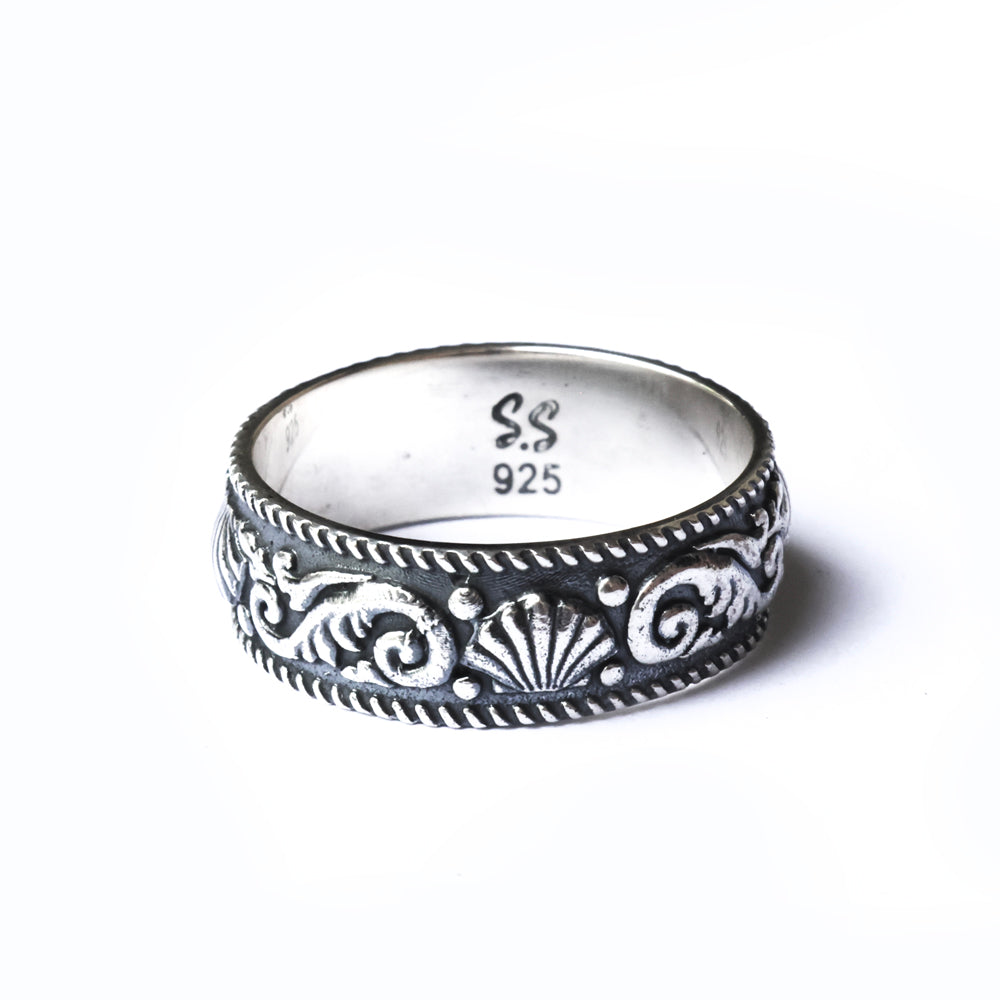 Balinese Clam ring