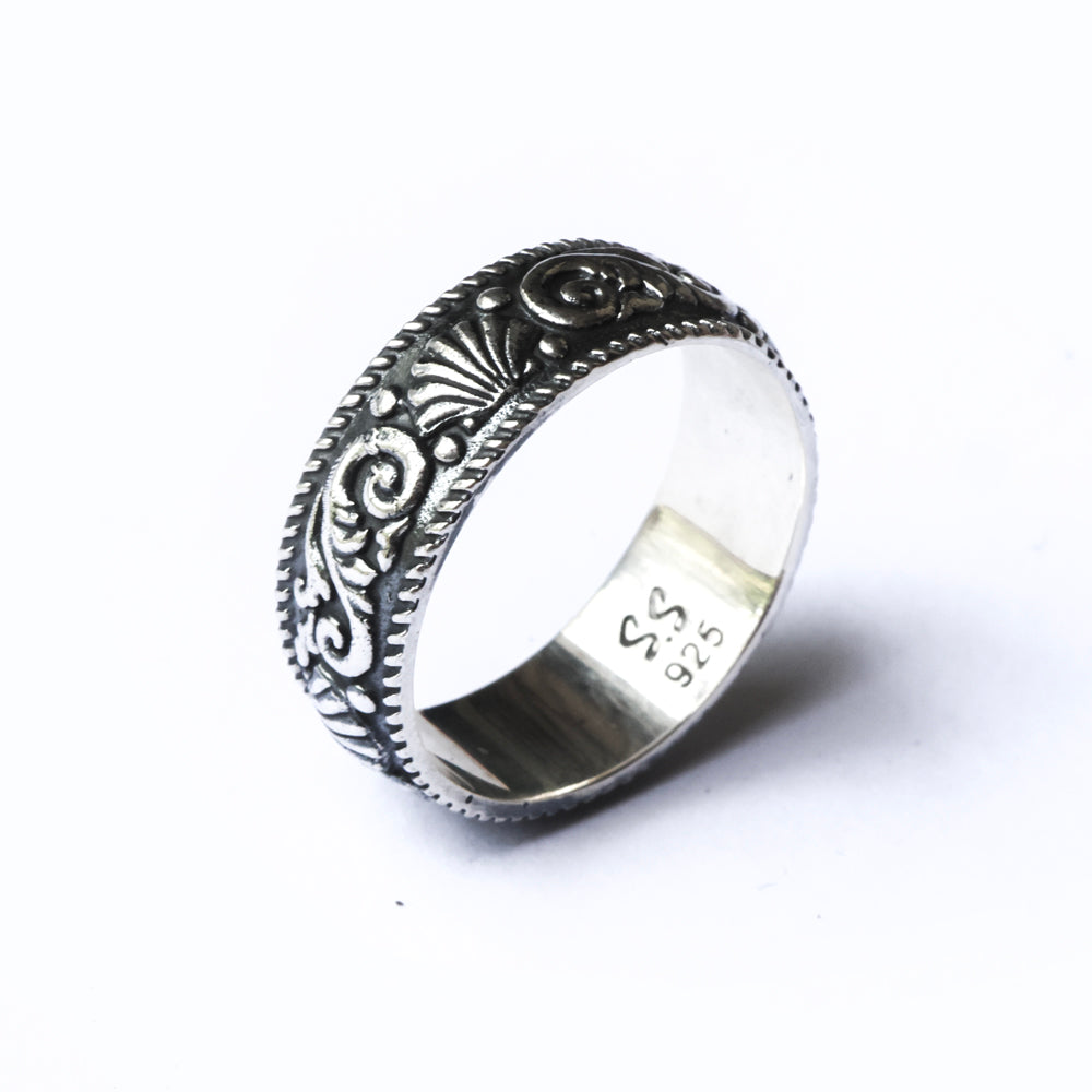Balinese Clam ring